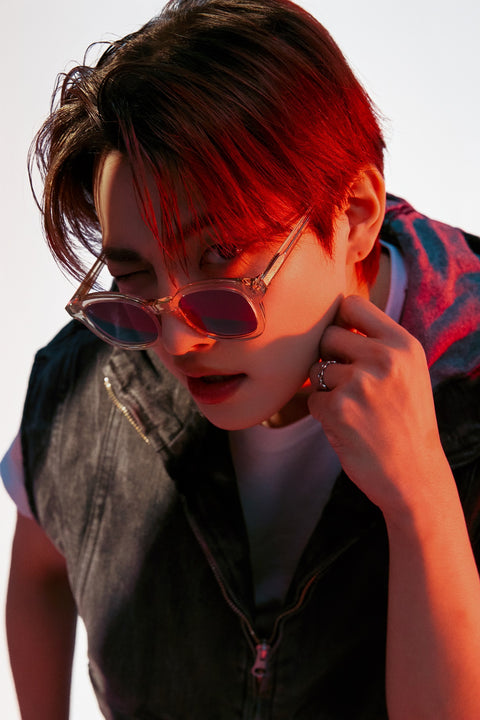 [08/31 THE SILENT SOUL] ATEEZ HONGJOONG SEONGHWA x AT SQUARE Frame Set + PRE-ORDER PHOTOCARDS (PRE-ORDER)