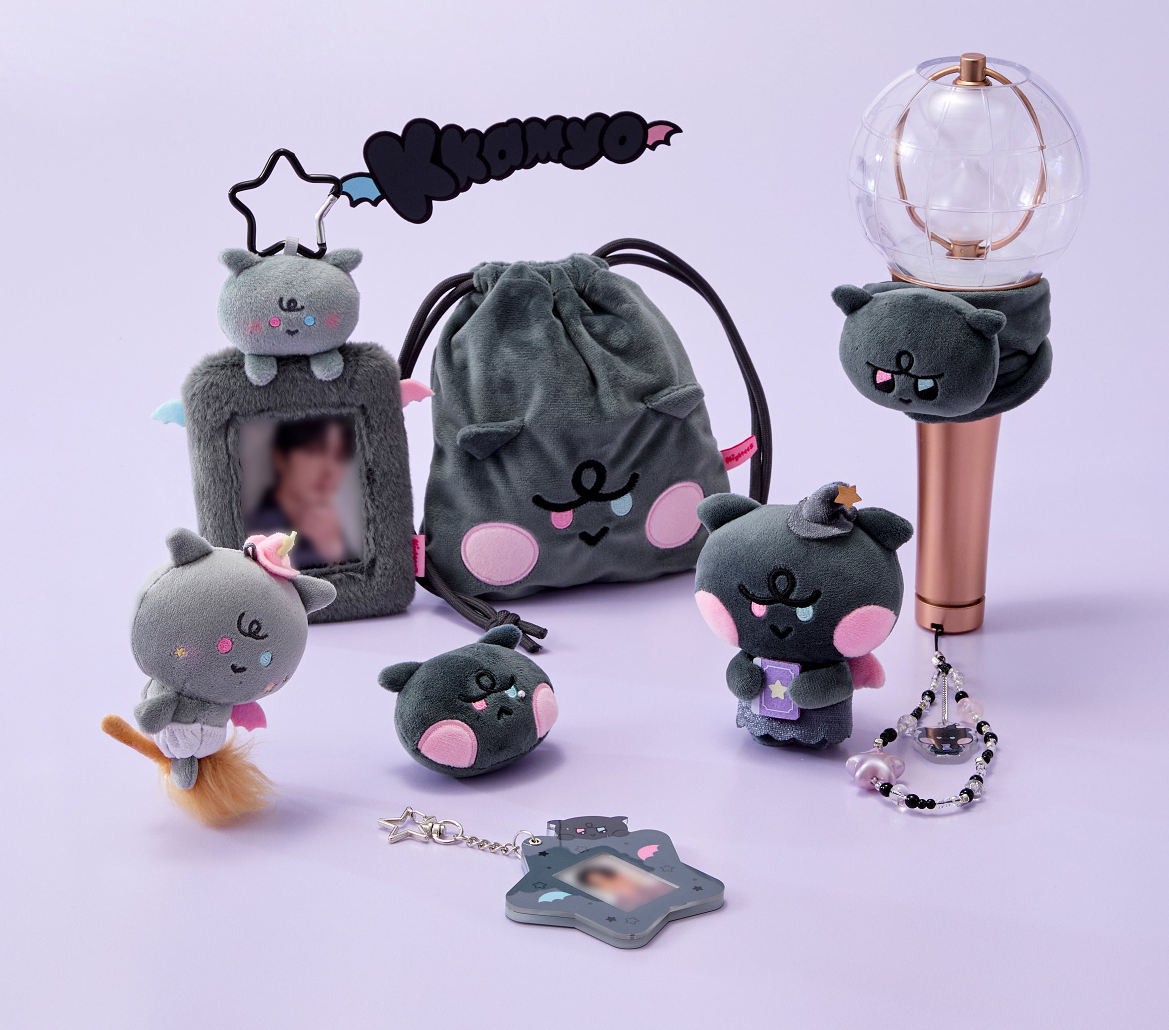 LINE FRIENDS x ATEEZ] MIGHTEEZ WONDER ROOM POP-UP MERCHANDISE